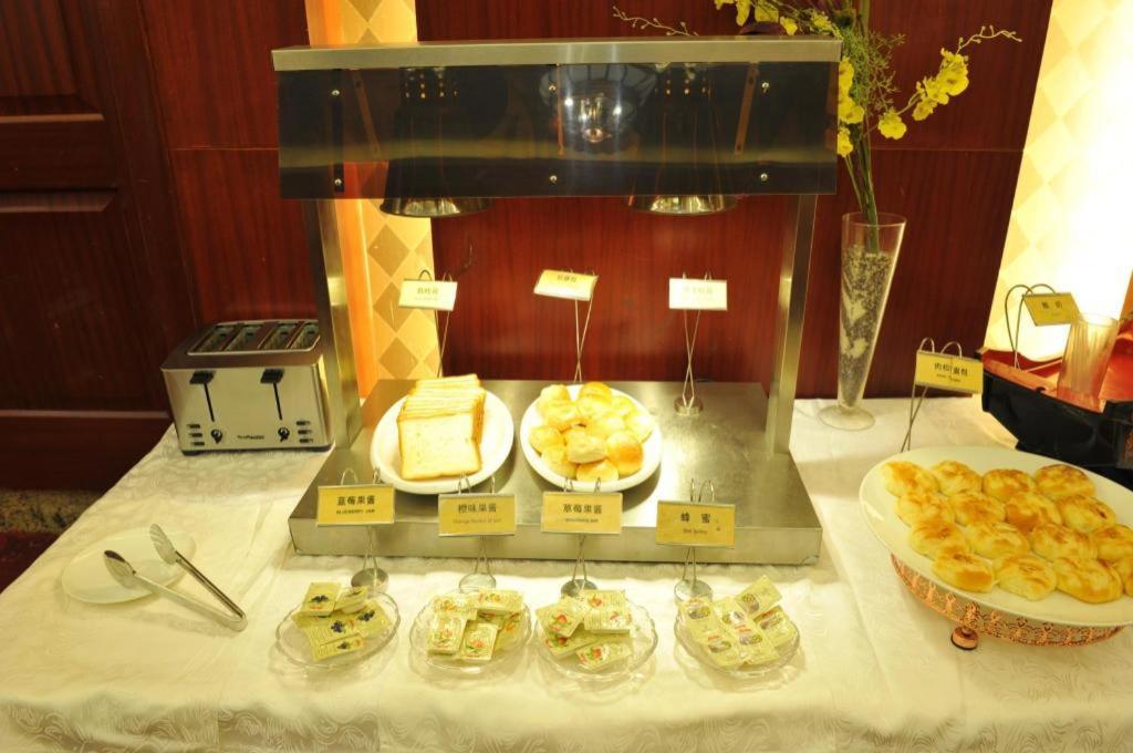 Kunming Zhong Huang Hotel Zewnętrze zdjęcie